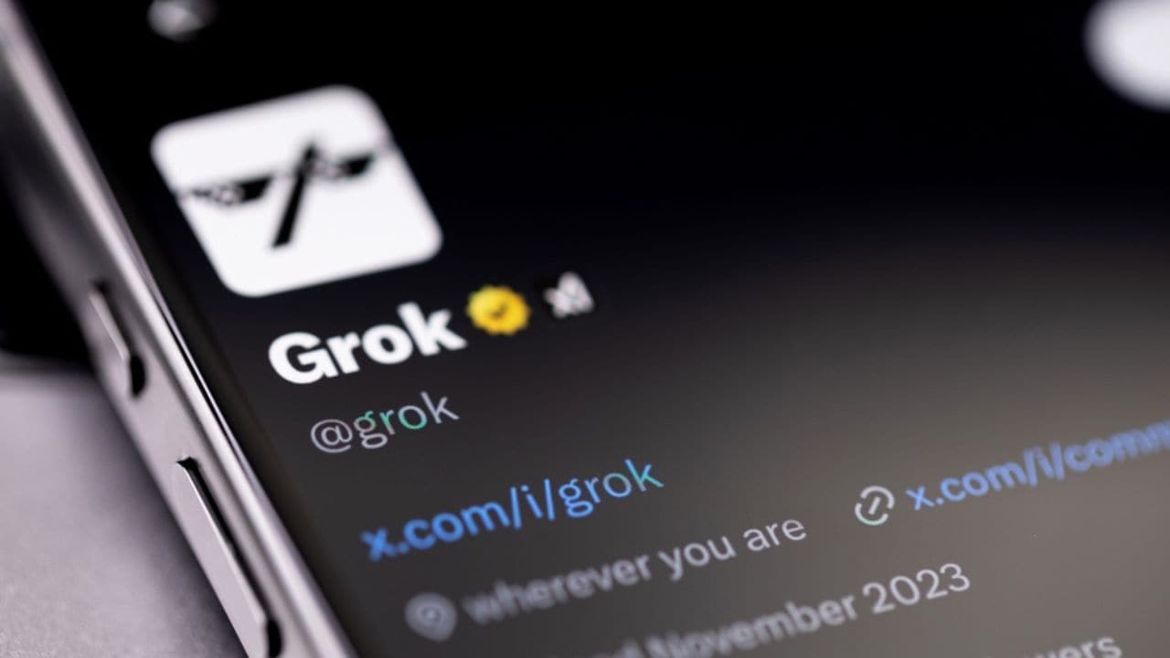 Grok Goes Desi: Elon Musk's AI learns Hindi slang, leaving the internet in chaos