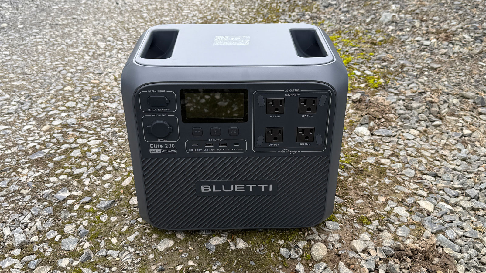  Bluetti Elite portable power station sitting on the ground