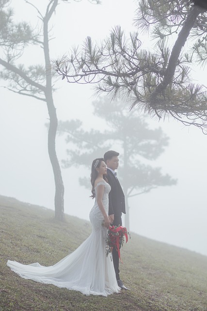 My new husband gave me a contract and told me to ‘sign here’ — but I refused. It was the best decision of my life.