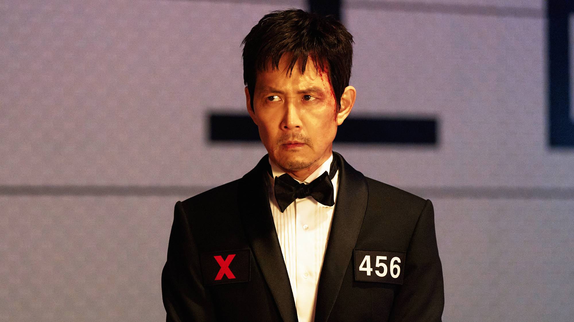 Lee Jung-jae as Seong Gi-hun in 