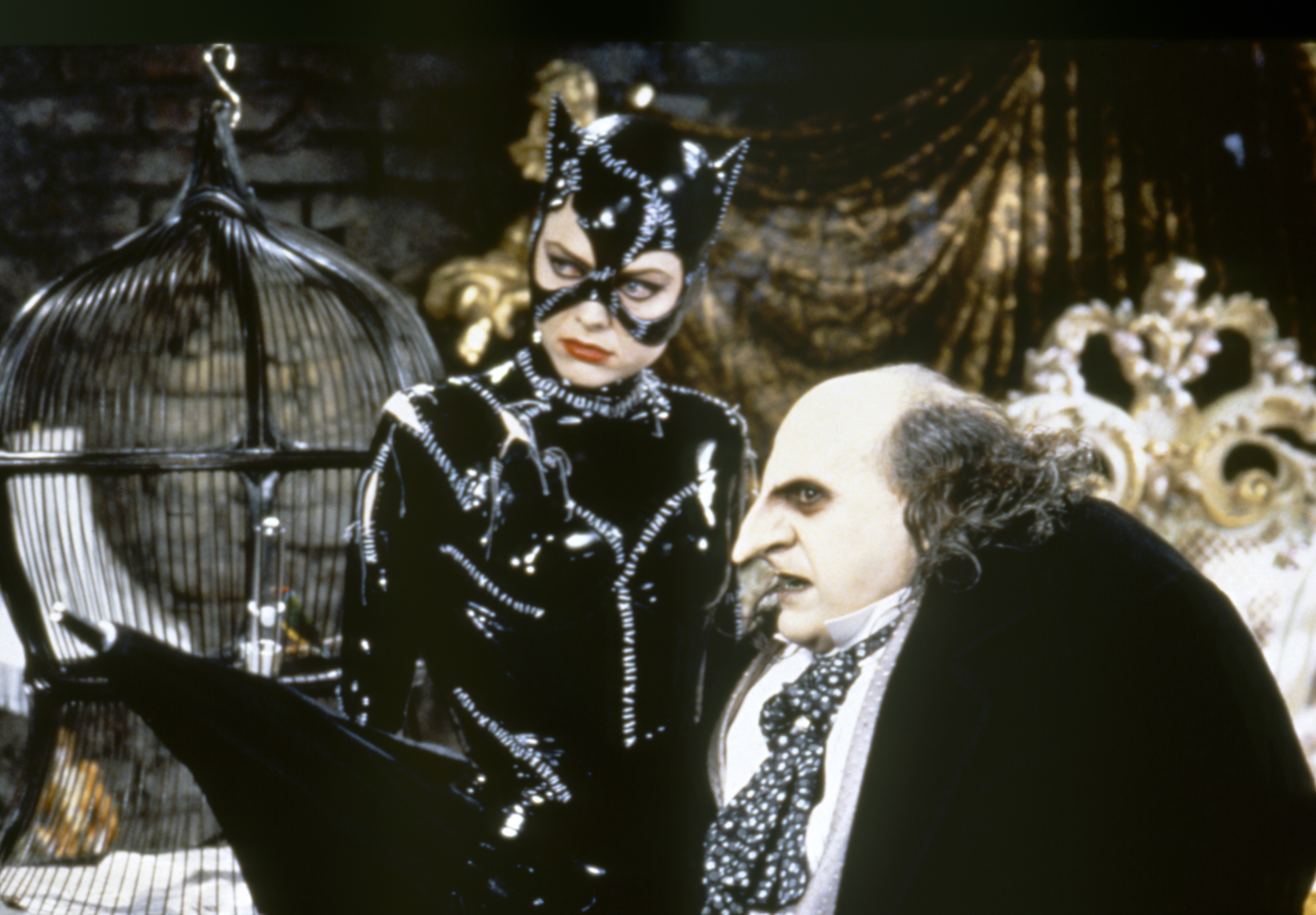 Michelle Pfeiffer and Danny DeVito in 