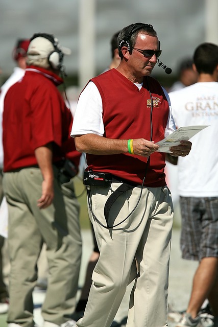 AP Top 25 College Football Poll: Week 1 NIL earners, game time and TV