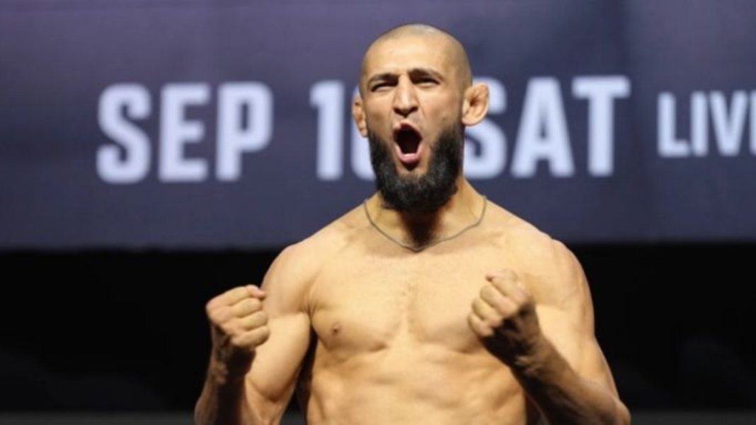 Khamzat Chimaev absolutely dominated Dricus Du Plessis in UFC 319 main event