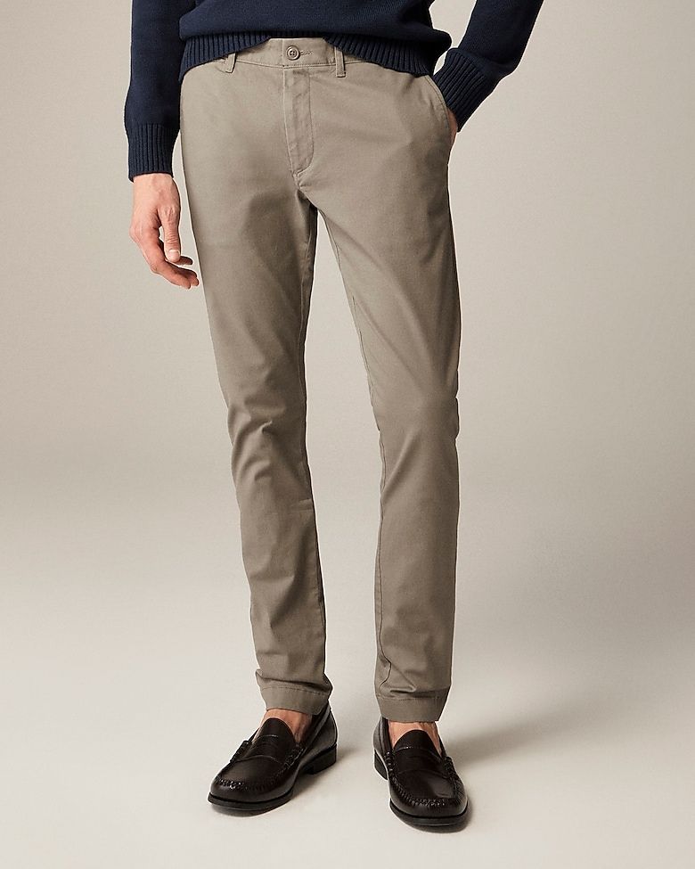 250 Skinny-Fit Pant in Stretch Chino