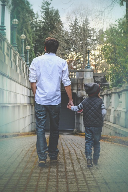 Dad’s childhood passive smoking may confer lifelong poor lung health onto his kids
