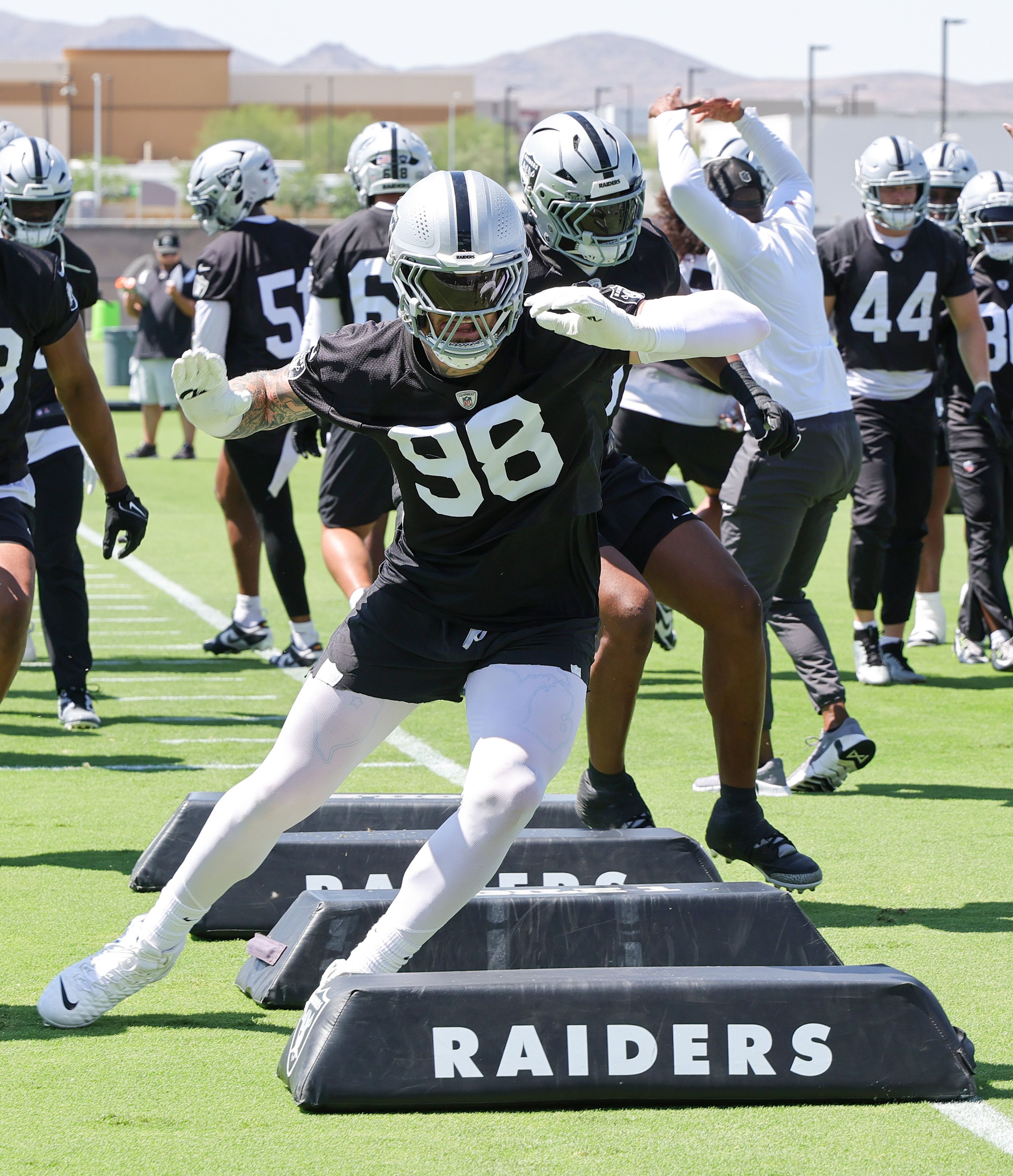 henderson, nevada june 10: maxx crosby #98 of the las vegas raiders runs through a drill during mandatory minicamp at the las vegas raiders headquarters/intermountain healthcare performance center on june 10, 2025 in henderson, nevada. (photo by ethan miller/getty images)
