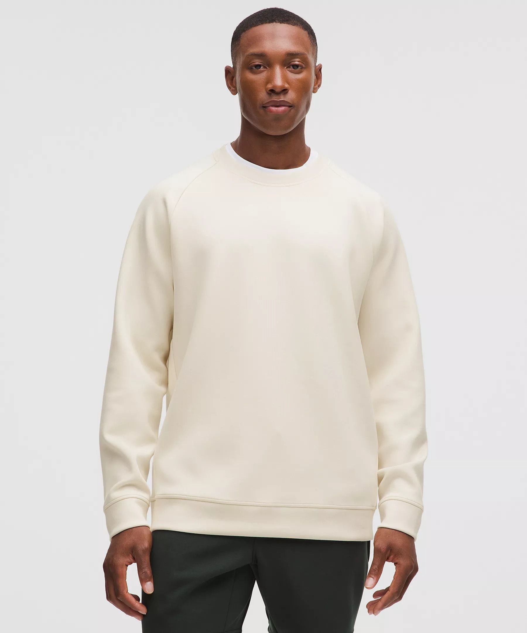 Smooth Spacer Classic-Fit Crew