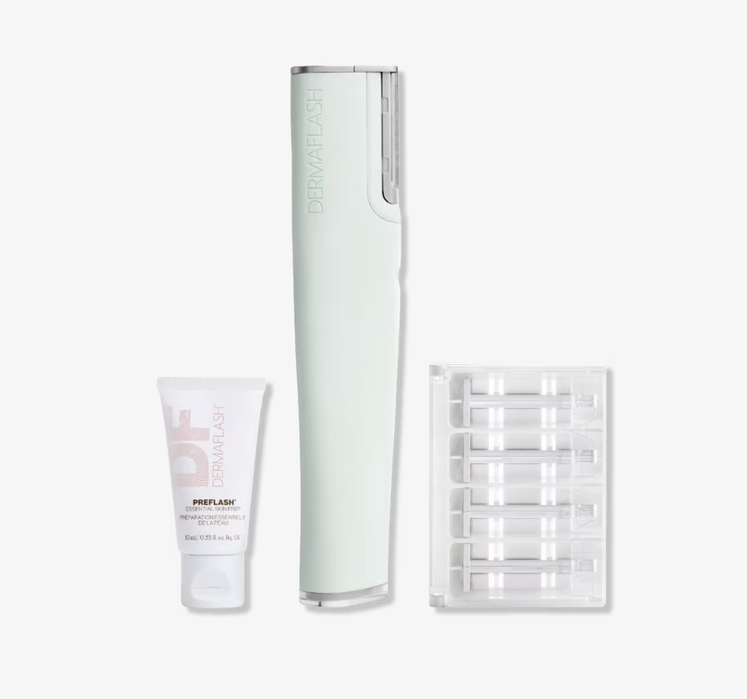 Dermaflash Luxe+ Advanced Sonic Dermaplaning + Peach Fuzz Removal
