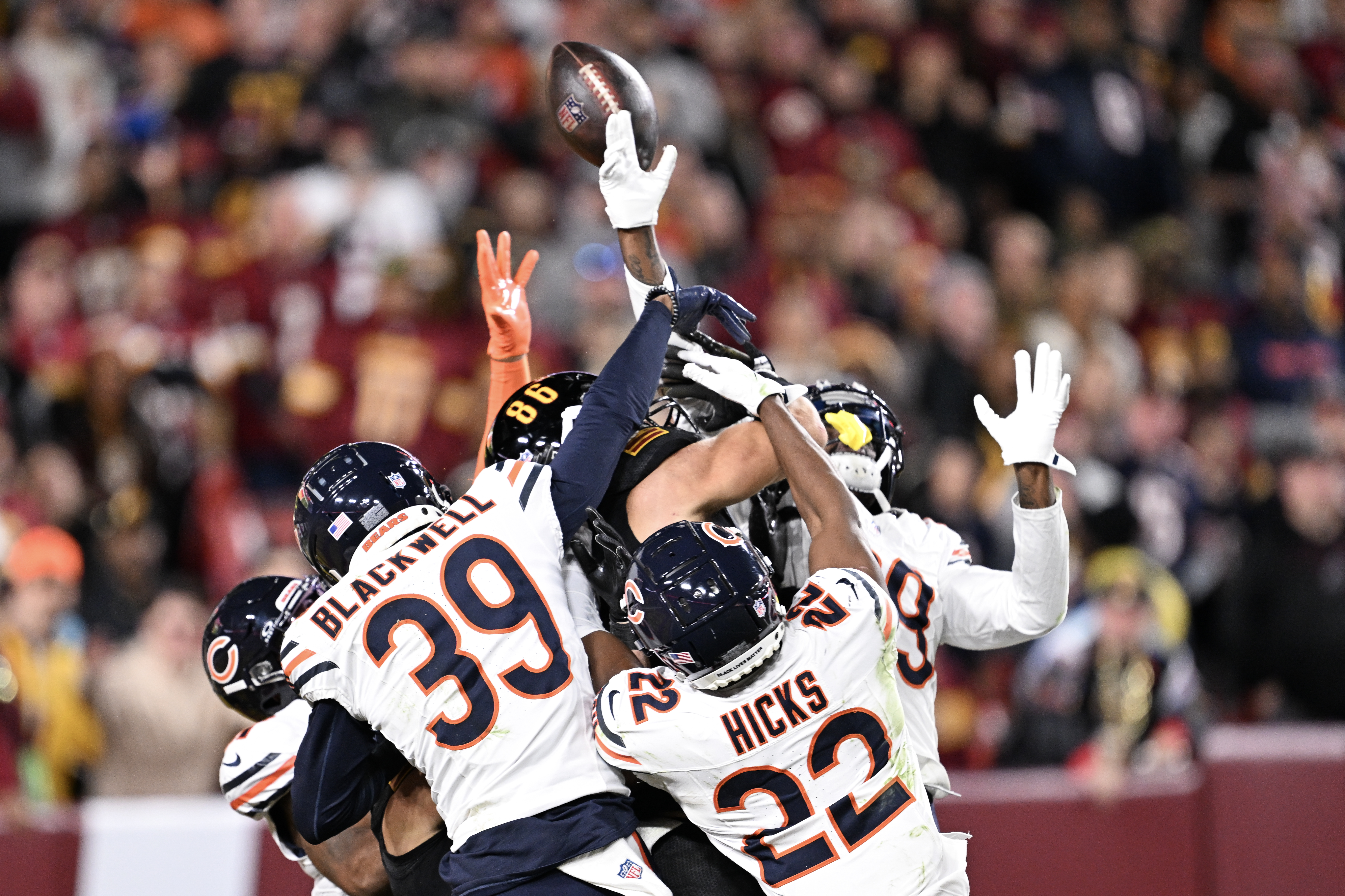 Monday Night Football live discussion: Bills at Falcons, Bears at Commanders
